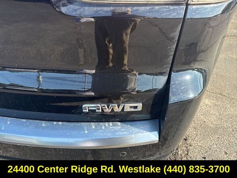 Used 2016 GMC Acadia Denali AWD/4WD image 7