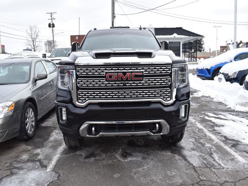 Used 2022 GMC Sierra 2500 Denali image 2