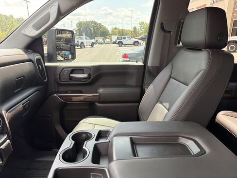 Used 2022 Chevrolet Silverado 3500 LT w/ Convenience Package AWD/4WD image 41