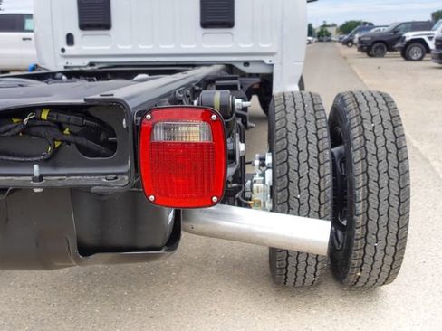 New 2026 RAM 5500 Tradesman AWD/4WD image 6