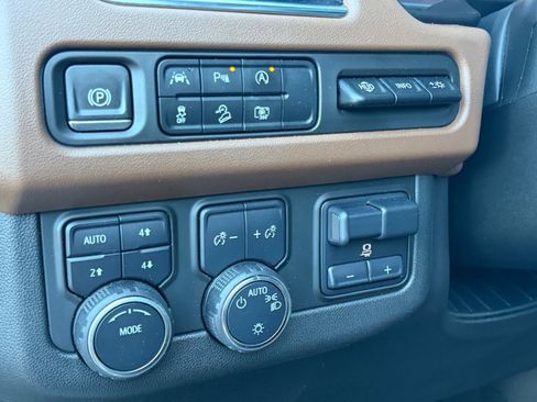 Used 2023 Chevrolet Tahoe High Country w/ Max Trailering Package AWD/4WD image 17