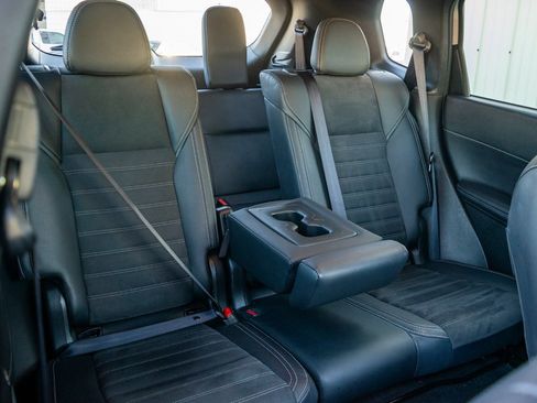 Used 2024 Mitsubishi Outlander SE image 35