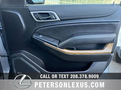 Used 2019 GMC Yukon Denali w/ Denali Ultimate Package image 12