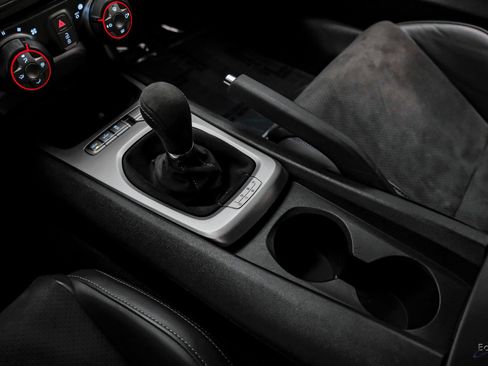 Used 2015 Chevrolet Camaro Z/28 image 52