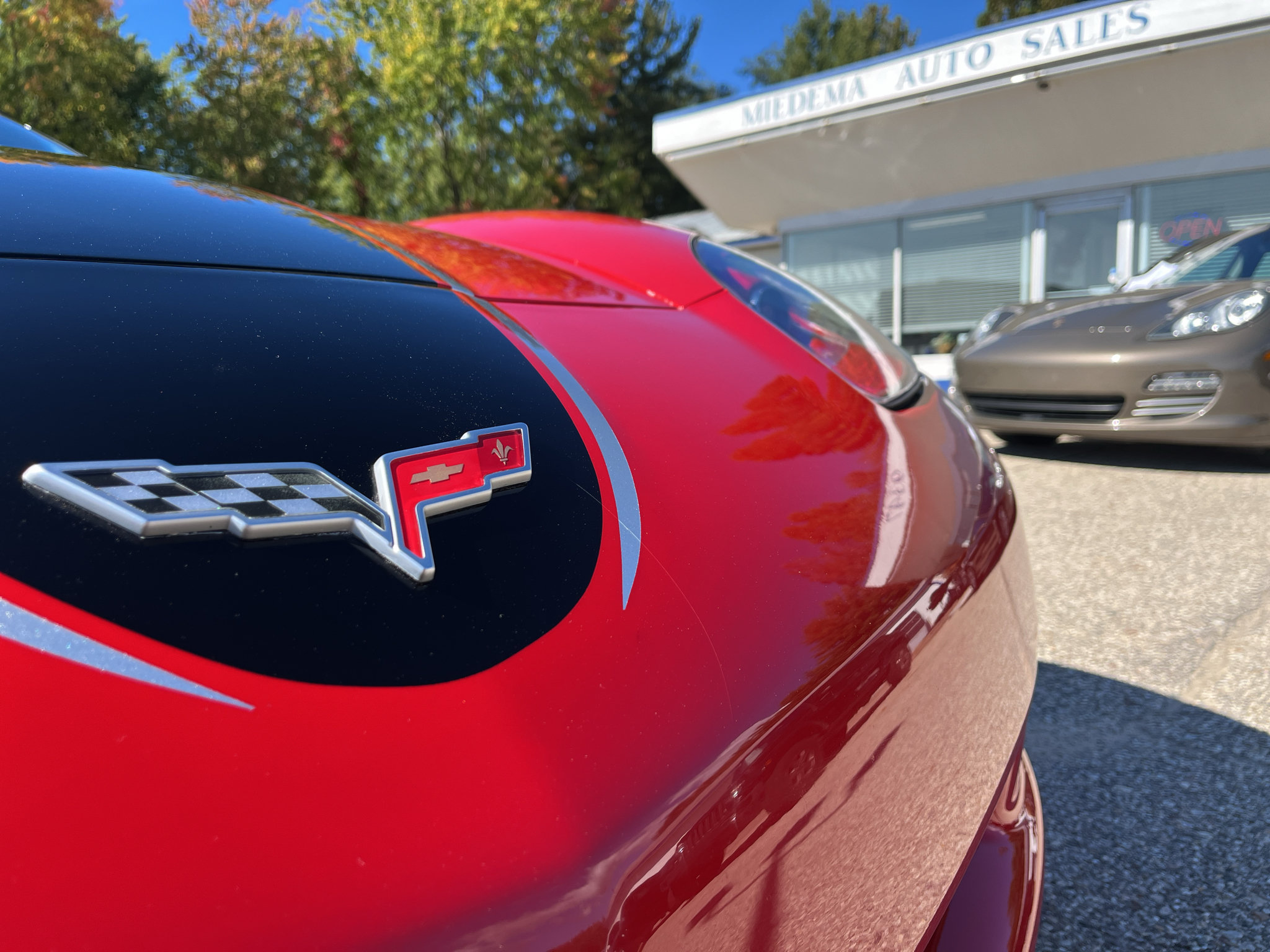 Used 2007 Chevrolet Corvette Convertible w/ Preferred Equipment Group RWD image 8