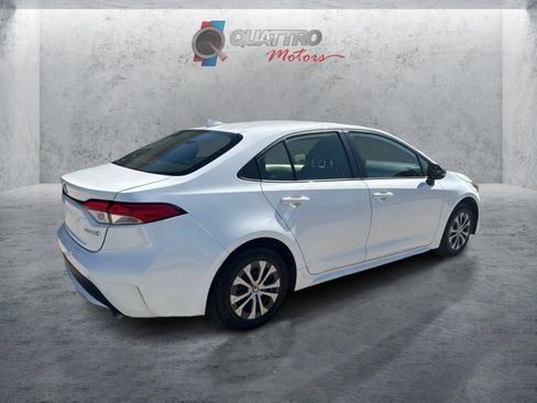 Used 2022 Toyota Corolla LE FWD image 6
