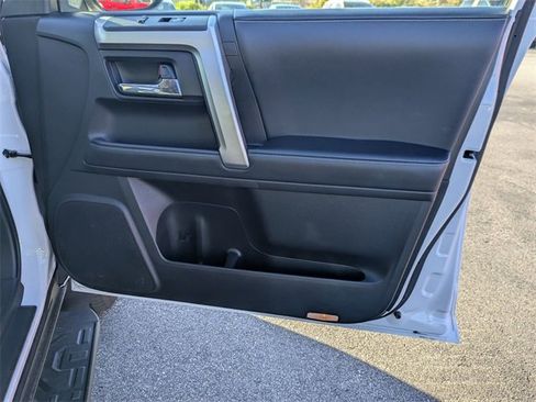 Used 2024 Toyota 4Runner SR5 Premium image 36