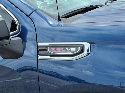Used 2023 GMC Sierra 1500 Denali w/ Denali Reserve Package AWD/4WD image 12