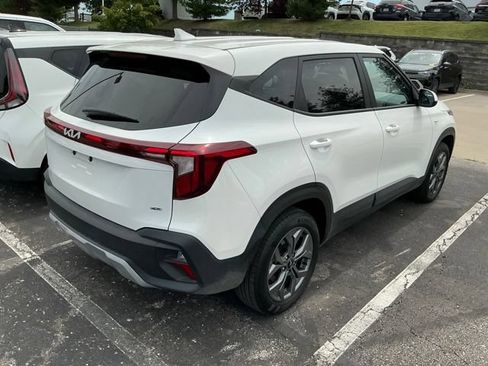 Used 2026 Kia Seltos LX AWD/4WD image 6