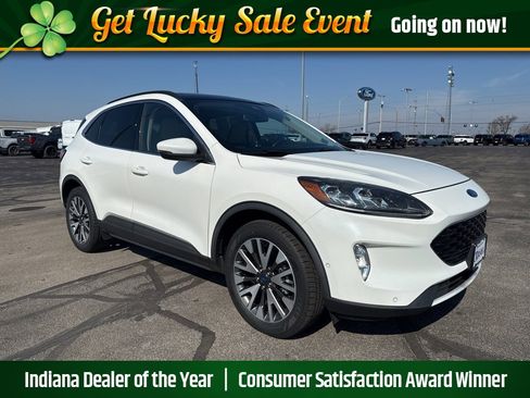 Used 2020 Ford Escape Titanium image 1