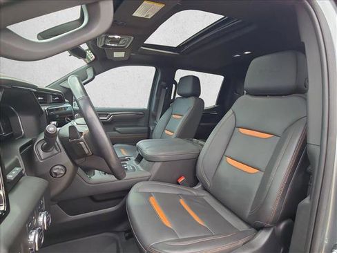 Used 2023 GMC Sierra 1500 AT4 w/ AT4 Premium Package AWD/4WD image 14