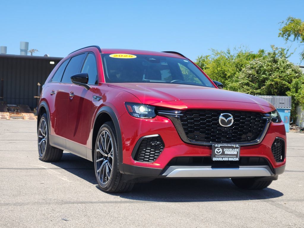 Certified 2025 MAZDA CX-70 Plug-In Hybrid w/ Premium Plus AWD/4WD image 3