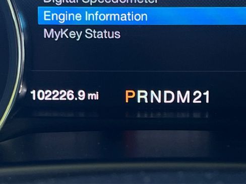 Used 2016 Ford F150 Platinum w/ Equipment Group 701A Luxury image 14