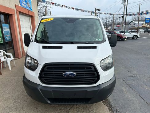 Used 2015 Ford Transit 250 130 Low Roof image 9