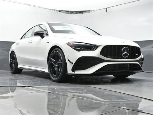 New 2025 Mercedes-Benz CLA 35 AMG 4MATIC image 31