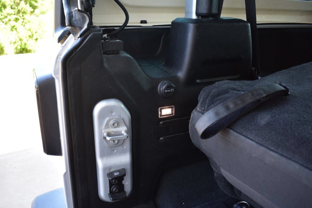 Used 2022 Jeep Wrangler Sport AWD/4WD image 25