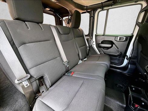 Used 2019 Jeep Wrangler Unlimited Sport S AWD/4WD image 29