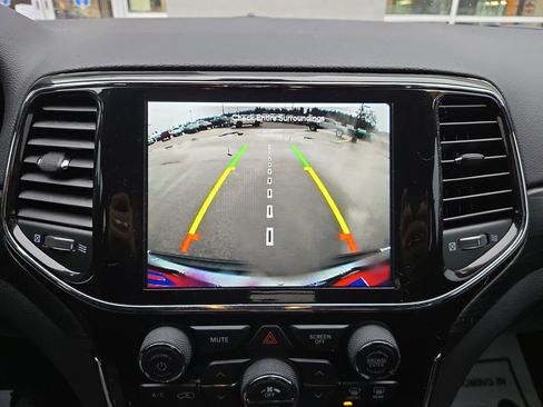 Certified 2021 Jeep Grand Cherokee Laredo X image 25