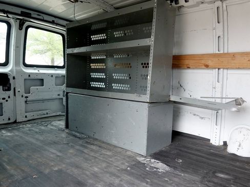 Used 2012 Chevrolet Express 2500 w/ Cold Climate Package image 10