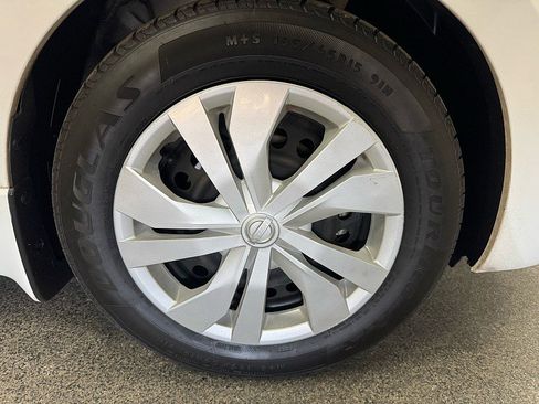 Used 2020 Nissan Versa S image 26