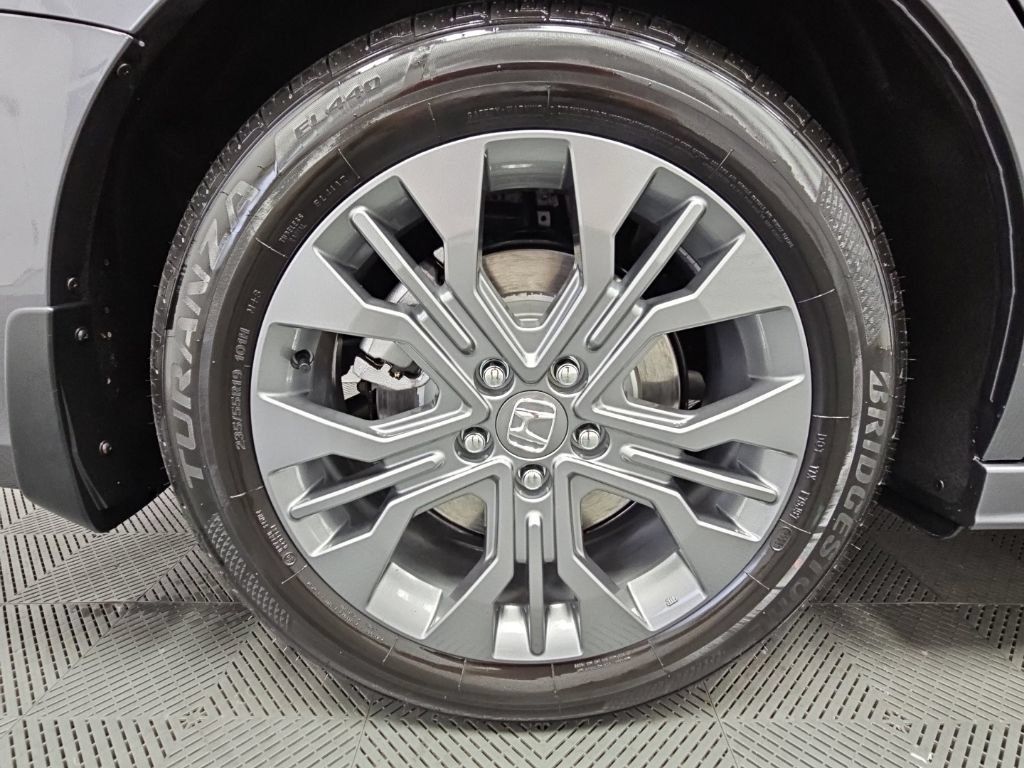 New 2026 Honda Odyssey Touring image 49