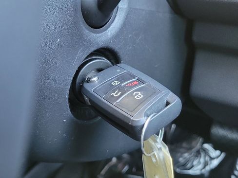 Used 2025 Volkswagen Jetta S image 27