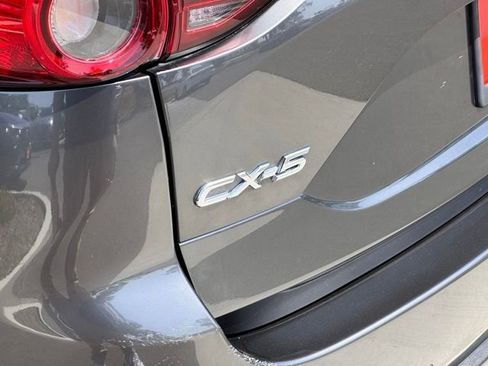 Used 2019 MAZDA CX-5 Touring FWD image 23