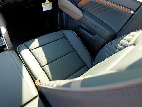 New 2026 GMC Canyon Denali image 26