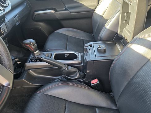 Used 2022 Toyota Tacoma TRD Pro image 13