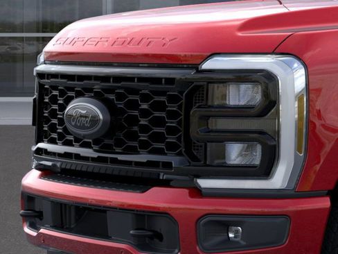 New 2026 Ford F250 Lariat w/ Black Appearance Package image 17