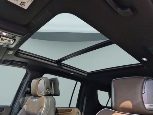 New 2026 GMC Yukon XL Denali Ultimate AWD/4WD image 18