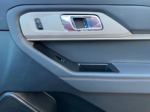 New 2026 Ford Explorer Active image 22