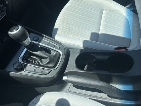 Used 2022 Hyundai Kona SEL FWD image 43