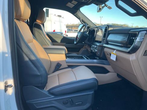 New 2026 Ford F250 Lariat w/ Chrome Package image 10