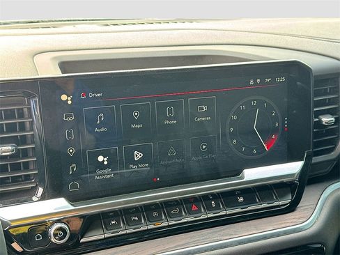 Used 2025 GMC Sierra 1500 SLT image 16