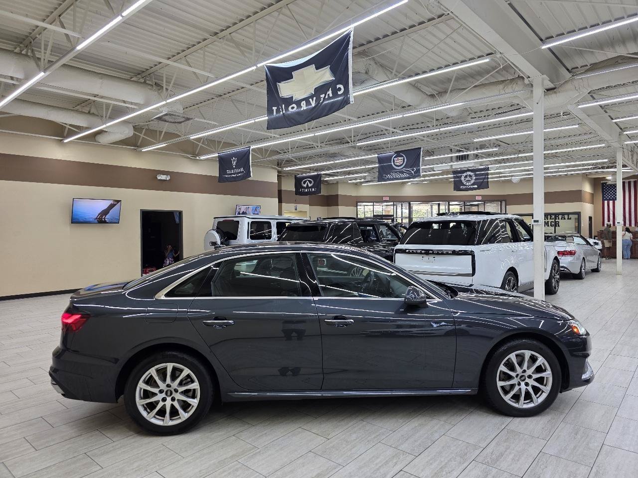 Used 2021 Audi A4 2.0T Premium w/ Convenience Package AWD/4WD image 5