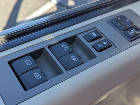 Used 2007 INFINITI QX56 Base w/ Tow Pkg image 22