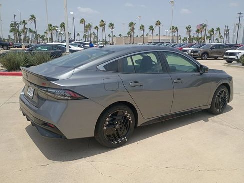 New 2026 Nissan Sentra SR w/ SR All Weather Package FWD image 7