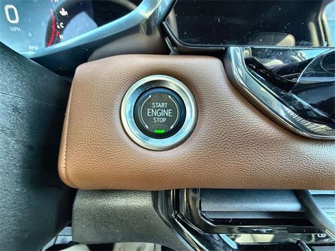 Certified 2023 GMC Canyon AT4 w/ AT4 Premium Package image 17