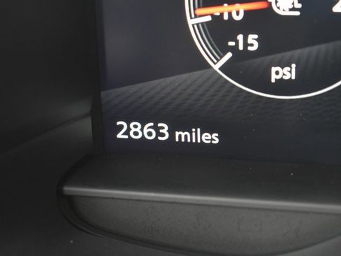 Used 2025 Nissan Z Performance w/ Floor Mat Package image 20