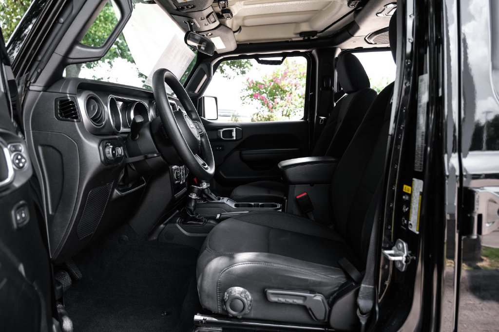 Used 2022 Jeep Wrangler Unlimited Sport AWD/4WD image 43