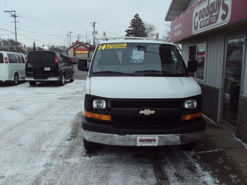 Used 2014 Chevrolet Express 1500 AWD 1500 135 image 3