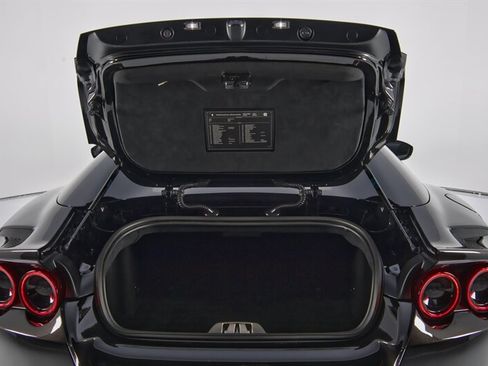 Used 2022 Ferrari 812 GTS RWD image 41