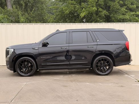 Used 2023 GMC Yukon Denali w/ Denali Reserve Package AWD/4WD image 8