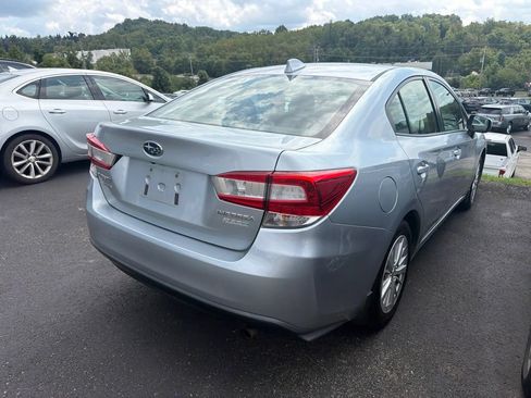 Used 2017 Subaru Impreza 2.0i Premium AWD/4WD image 4