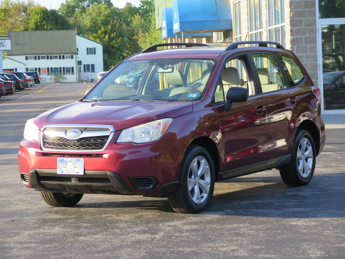 Used 2015 Subaru Forester 2.5i w/ Alloy Wheel Package AWD/4WD image 2