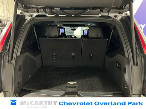 Used 2021 Cadillac Escalade ESV Sport Platinum w/ LPO, ONYX Package image 31