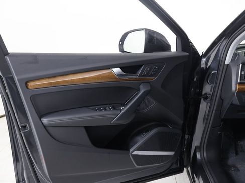 Used 2023 Audi Q5 2.0T Premium Plus w/ Premium Plus Package image 21