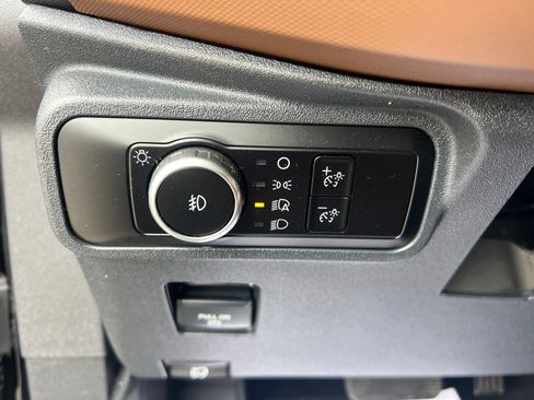Used 2024 Ford Bronco Outer Banks AWD/4WD image 27