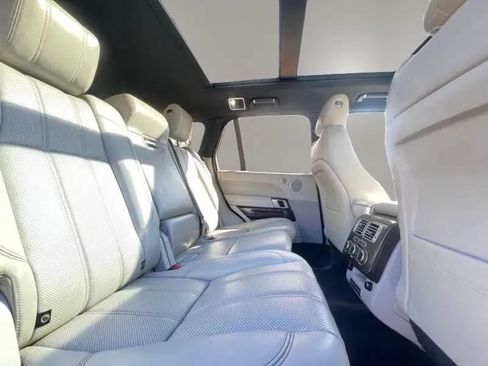 Used 2015 Land Rover Range Rover HSE AWD/4WD image 12